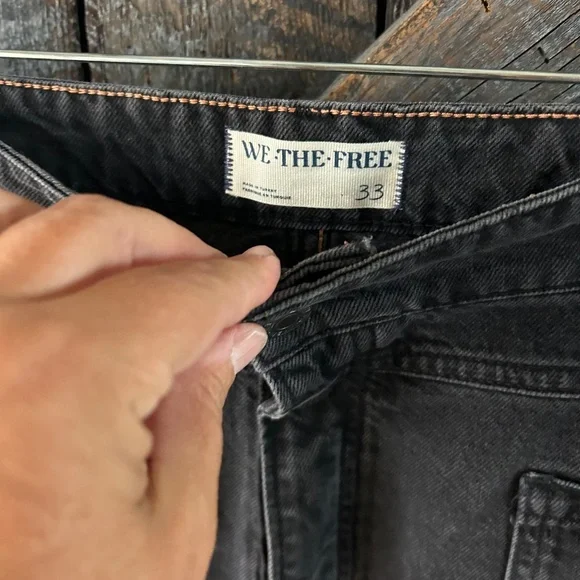 Women's We The Free Faded Black Denim Jeans - Picture 3 of 3